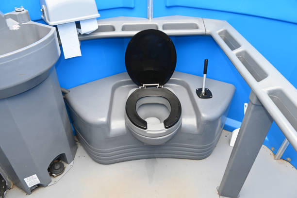 Best Luxury portable toilet rental  in Griggsvle, IL